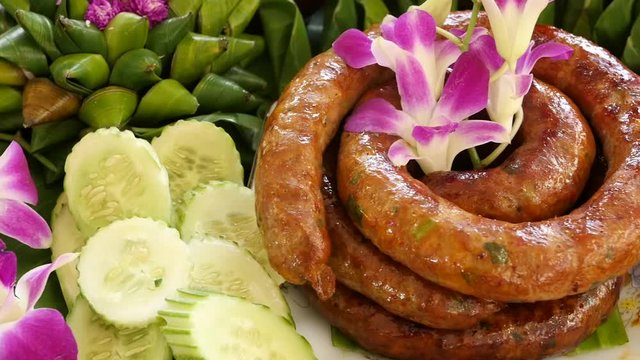 SAI AUA NOTRHERN THAI SPICY SAUSAGE