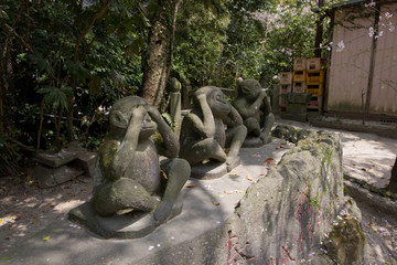Fototapeta na wymiar 猿の石像