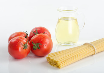 italian pasta and tomatoes