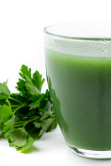 healthy and alkaline vegetables smoothie