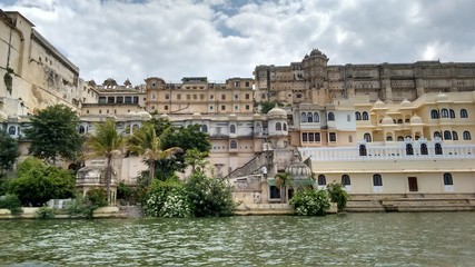 Fototapeta premium Udaipur Lake and Palaces