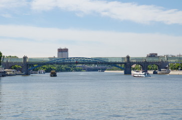 Summer view of Andreyevsky (Pushkinsky) bridge and the Moscow river, Russia