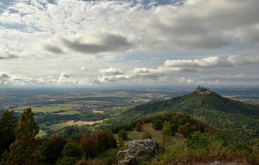Fototapeta na wymiar Panorama von der Schwäbischen Alb mit Hohenzollern Burg