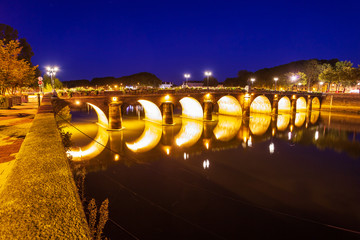 Fototapeta na wymiar Angers bridge at night, France