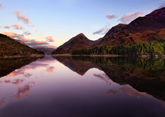 Fototapeta na wymiar Loch Leven Sunset, Highlands, Scotland