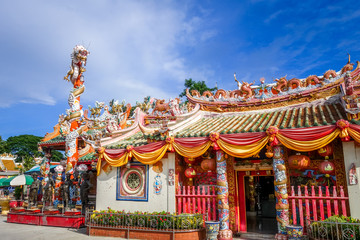 Naklejka premium Shrine in Wat Phanan Choeng, Ayutthaya, Thailand