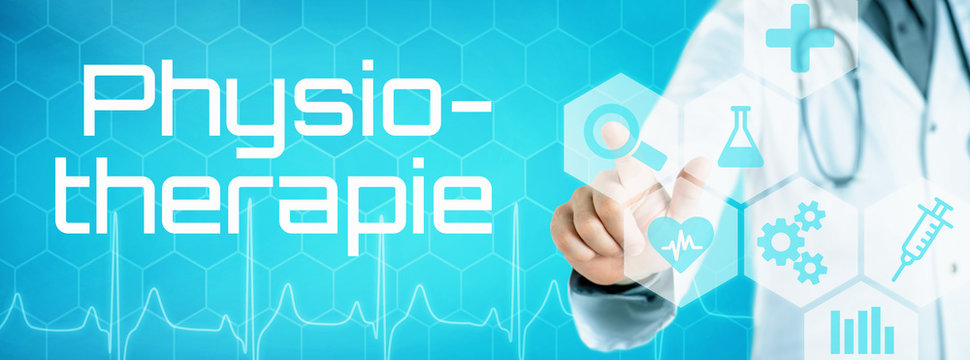 Arzt mit futuristischem Interface - Physiotherapie