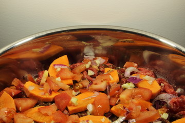 Minced meat, carrots, tomatoes, onions, garlic and Provencal herbs in a pan