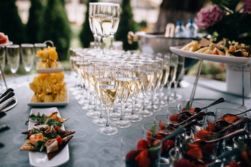 champagne catering