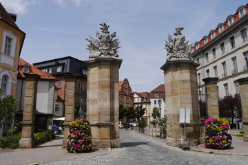 Fototapeta na wymiar Schmucktor Johann-Sebastian-Bach-Platz in Ansbach
