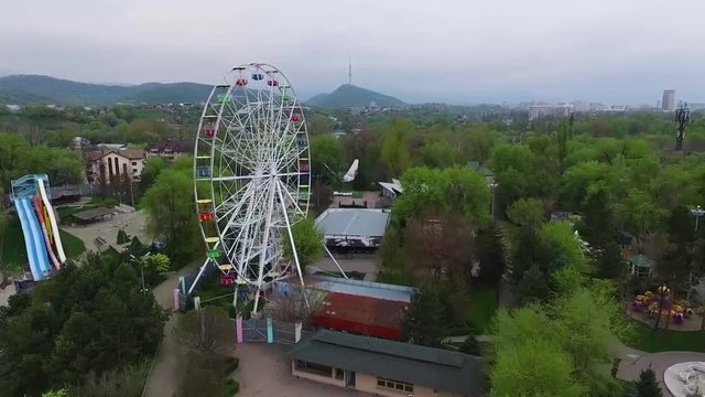 Ferris wheel 