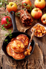 Pancakes with caramels apples 