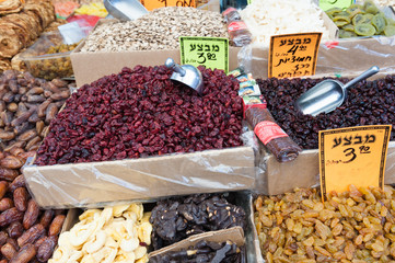 Israel, Tel Aviv-Yafo, selection of dried fruit at shuk ha'carmel market