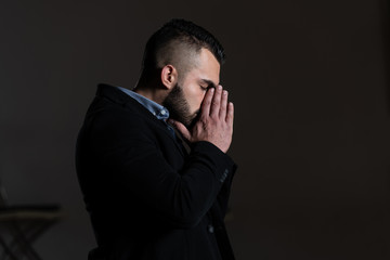 Young Business Man Muslim Praying