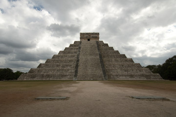 View of the Temple of Kukulcan, located at the Chichen Itza archaeological site, a UNESCO World Heritage Site. Yucatan State, Mexico