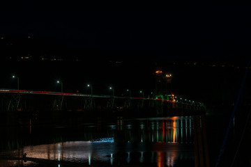 Fototapeta na wymiar Hood River Bridge at Night