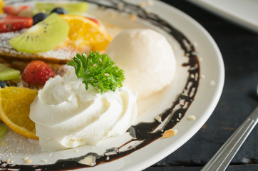 Whipped Cream Ice Cream Chocolate Dessert Strawberry Blueberry Kiwi Lemon Waffle