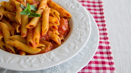 Penne a la salsa