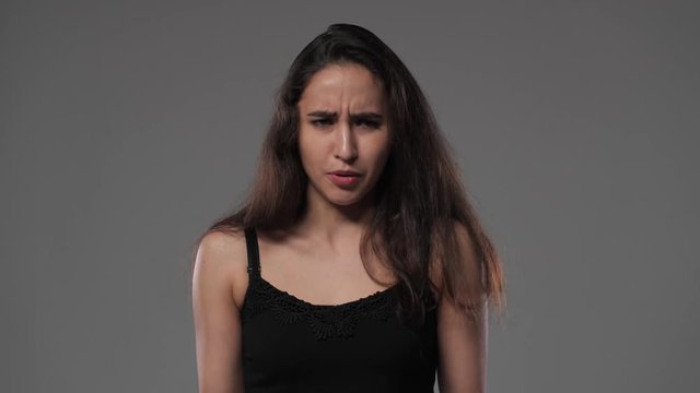 woman defends her opinion