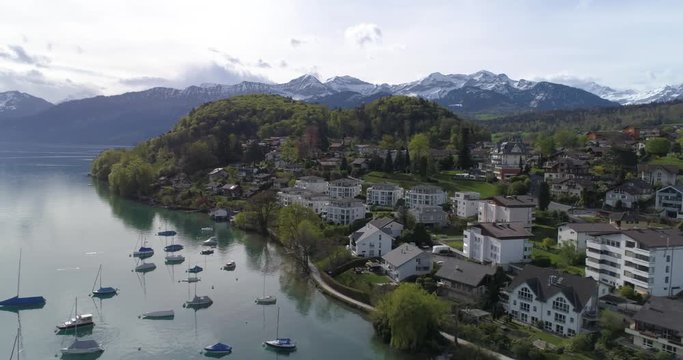 Spiez lateral fly - Aerial 4K