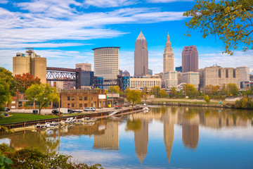 Cleveland, Ohio, USA skyline on the Cuyahoga River. - obrazy, fototapety, plakaty