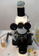 Fototapeta na wymiar Closeup of a microscope in an laboratory