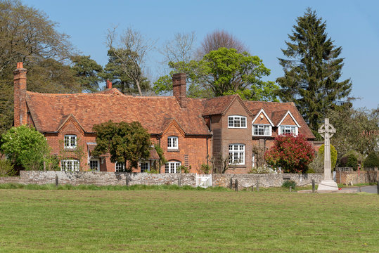 The Lee near Great Missenden, Buckinghamshire, England, UK,  A tiny village with cottages around a green in The Chilterns area of Bucks.