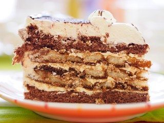 Lecker - Cremetorte mit Löffelbiskuit und Sahne