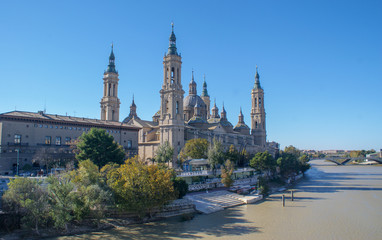 Fototapeta na wymiar Zaragoza beautiful city in Aragon, Spain
