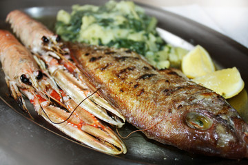 Langoustines grilled and red mullet,  sea bass grilled with lemon, potato and Mangel with olive oil.