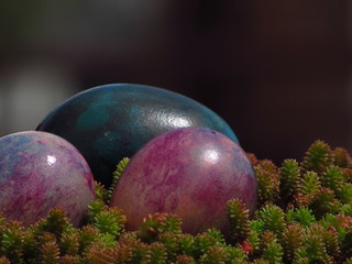 Color Easter eggs