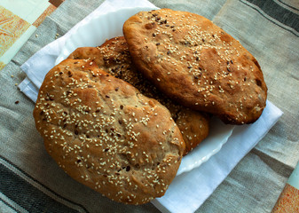 Bread cakes