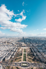 エッフェル塔から見たパリの景色