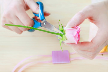 How to make a wrist corsage. Step by step, tutorial.