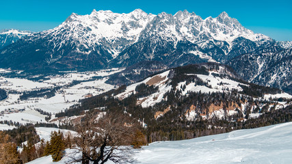 Fototapeta na wymiar Beautiful alpine winter view at the Buchensteinwand-Tyrol-Austria