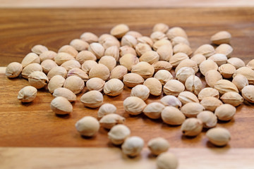 Getrocknete Kirschkerne