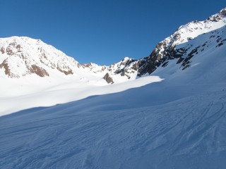 Obraz premium beautiful skitouring spring season in otztal alps