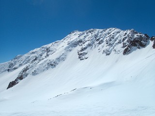 Fototapeta na wymiar beautiful skitouring spring season in otztal alps