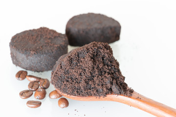 Coffee ground, Coffee residue is applied to the tree and is a natural fertilizer
