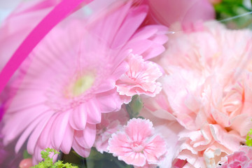 pink flower bouquet for mother's day