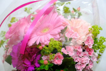 pink flower bouquet for mother's day