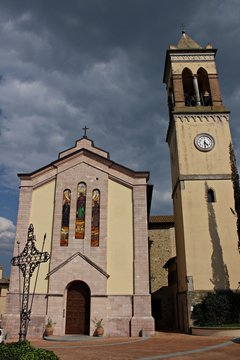 italy, Umbria: St. Bartolomeo Church to Solomeo village.