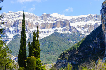 Fototapeta na wymiar Los Pirineos de España