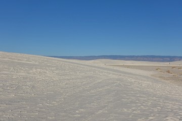 View of the White Sands National Monument with its gypsum sand dunes in the northern Chihuahuan Desert in New Mexico, United States
