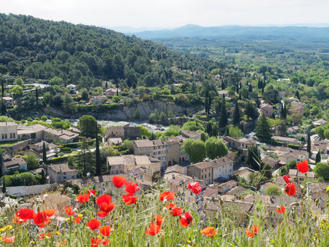 Cotignac dans le Var  vu depuis le Rocher