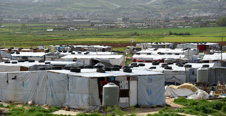 Zelte eines syrischen Flüchtlingslagers in der Bekaa-Ebene