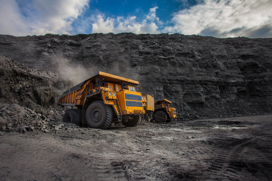 quarry samomvaly coal mine loading