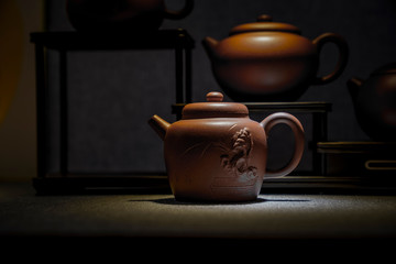 the red enameled pottery teapot