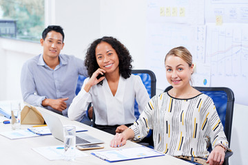 Fototapeta premium Multi-ethnic business team