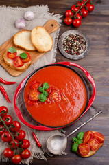 Thick tomato soup with spices